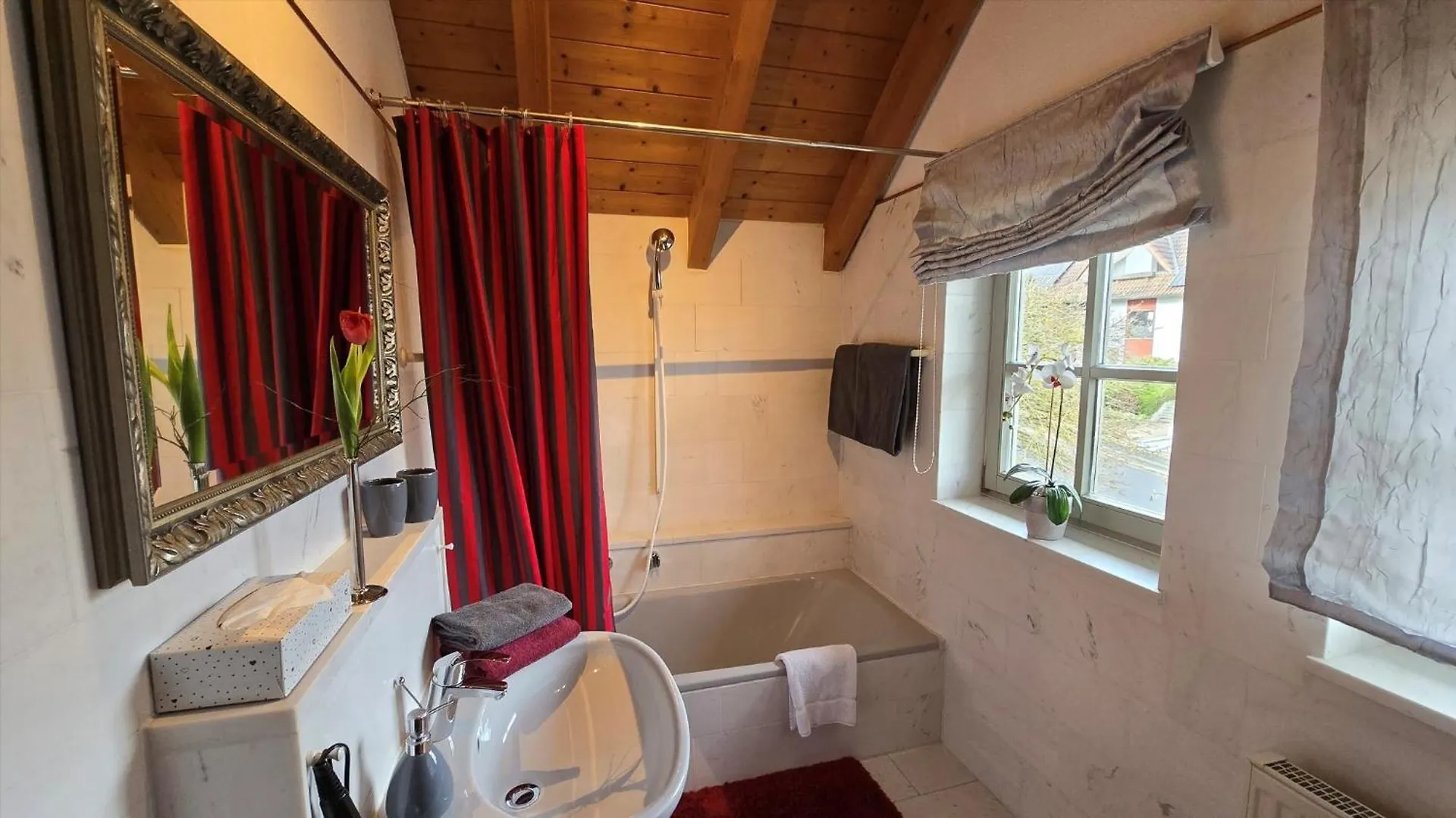 Apartment Ferienwohnung Die Reblaus Erlabrunn  Deutschland
